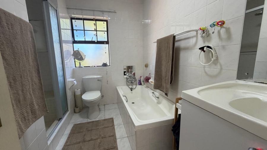 3 Bedroom Property for Sale in Heather Park Western Cape